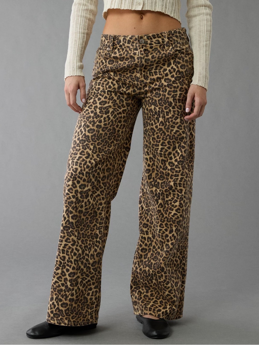 American Eagle Low Rise Baggy Wide Leg  Leopard Print Pants